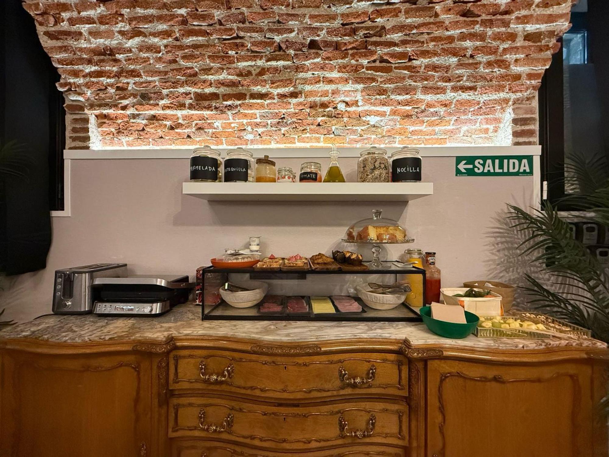 Cc Opera Suites Madrid Kültér fotó
